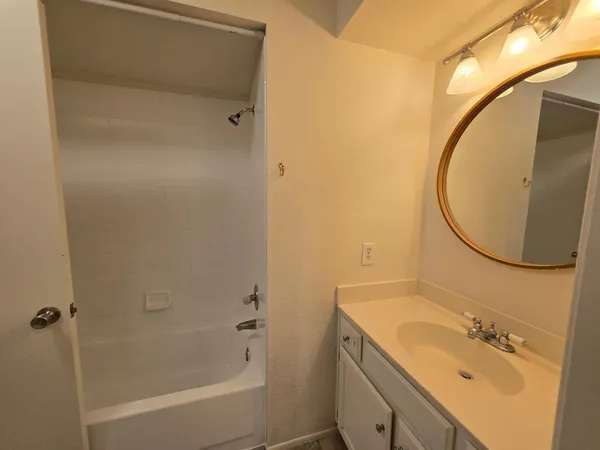 $1,800 | 2955 North Oregon Street, Unit 5, Chandler, AZ 85225