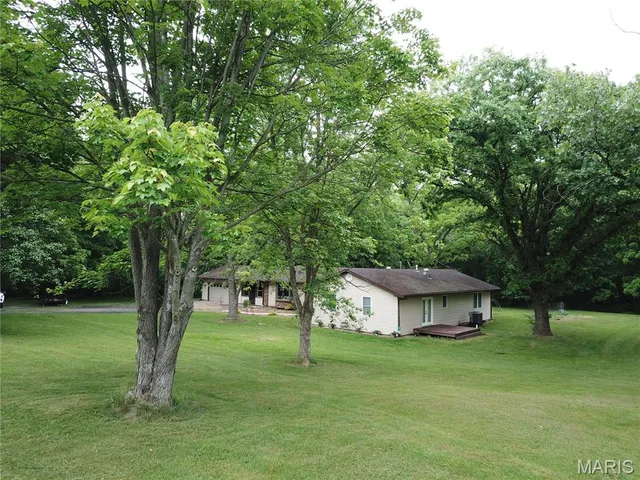 $398,500 | 12187 Pike 162, Louisiana, MO 63353