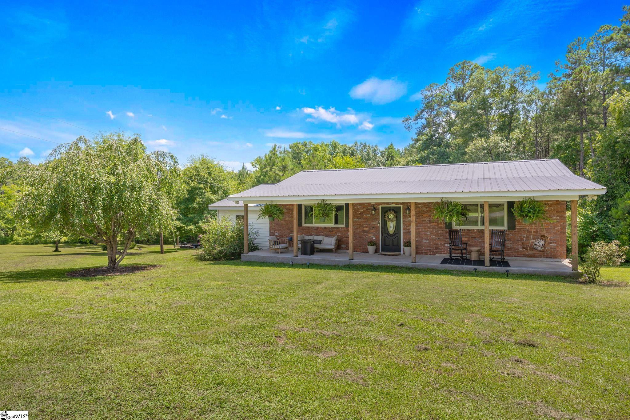 5283 Indian Creek Road Kinards, SC 29355 - Photo 2 of 40