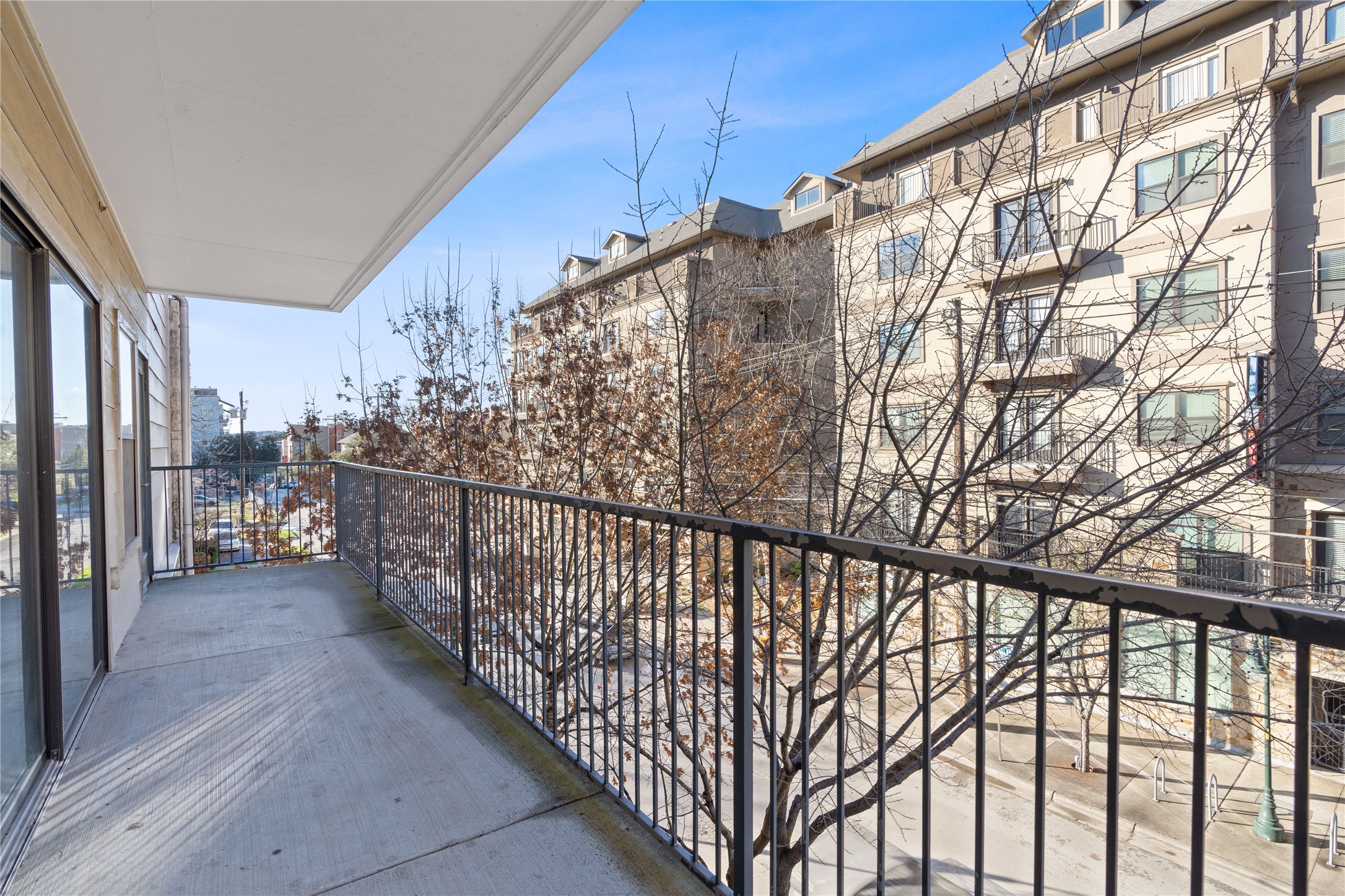 2515 Pearl Street, Unit 314 Austin, TX 78705 - Photo 6 of 17 View of balcony