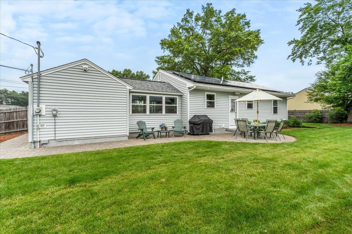 118 Robinson Road Nashua, NH 03060 - Photo 38 of 49
