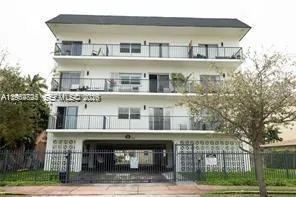 $229,900 | 1960 Marseille Drive, Unit 305, Miami Beach, FL 33141