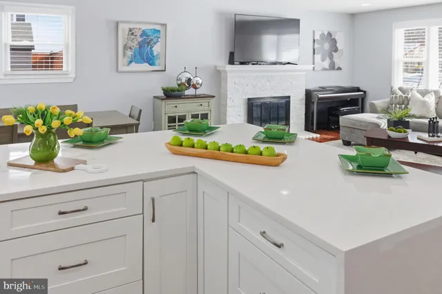 $789,000 | 6728 Hopewell Avenue, Springfield, VA 22151