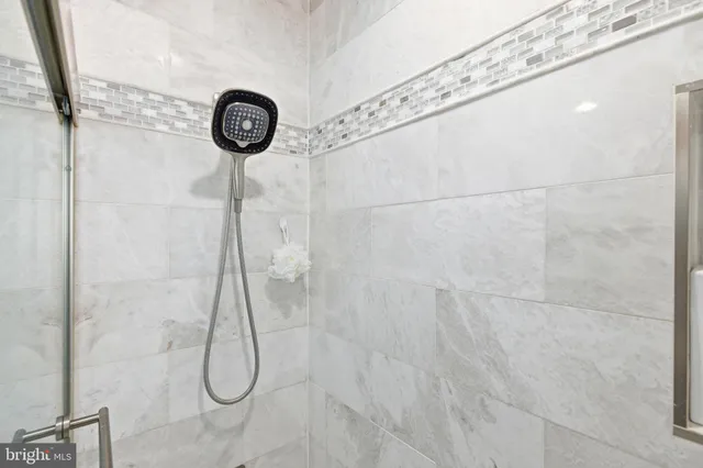 $789,000 | 6728 Hopewell Avenue, Springfield, VA 22151