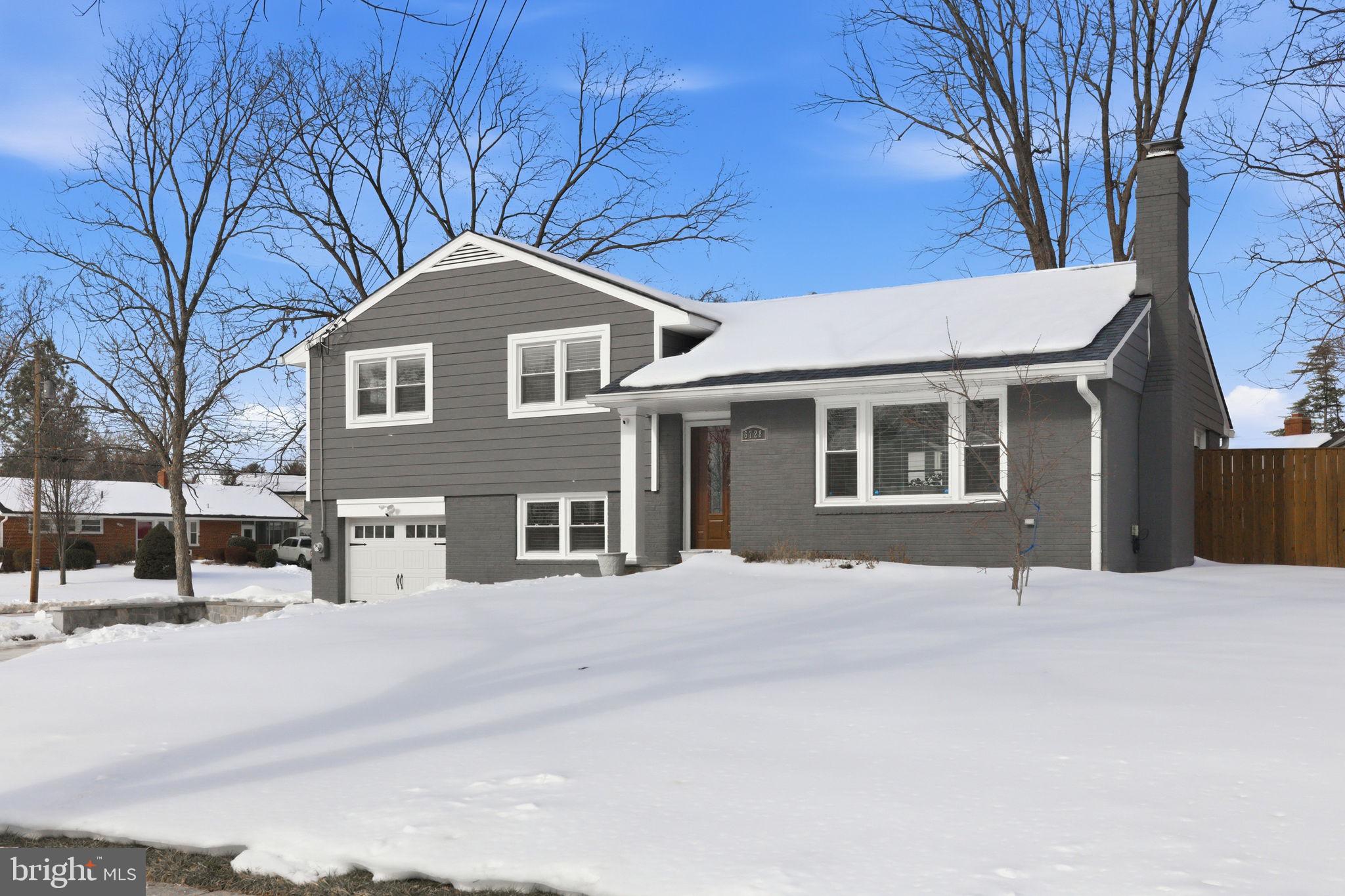 6728 Hopewell Avenue Springfield, VA 22151 - Photo 3 of 53