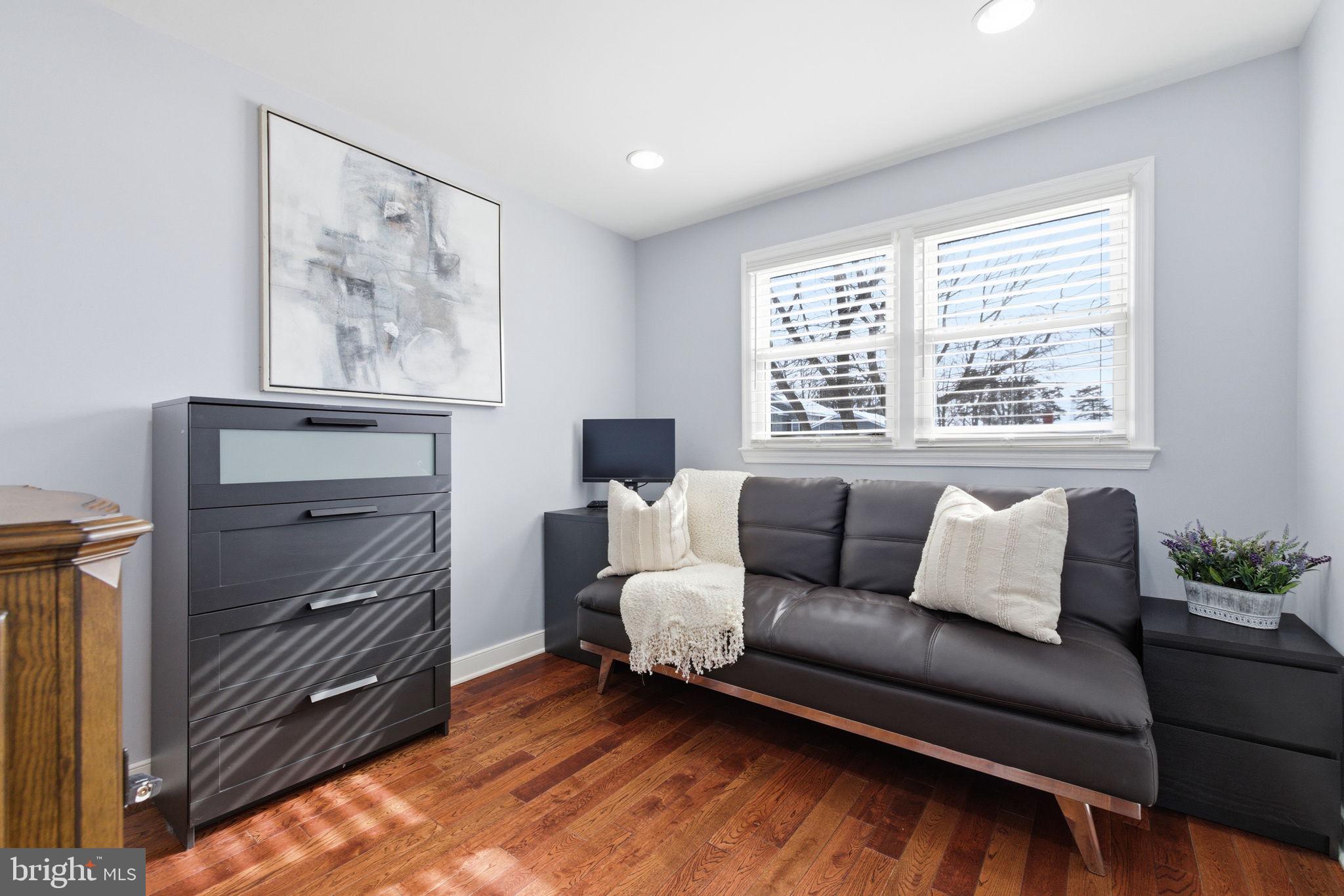 6728 Hopewell Avenue Springfield, VA 22151 - Photo 31 of 53 Bedroom #3