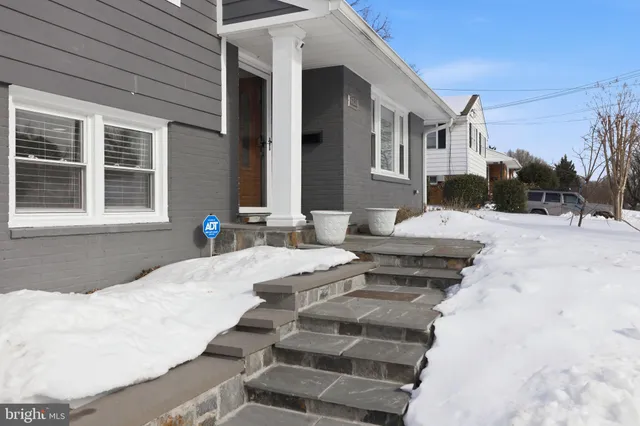 $789,000 | 6728 Hopewell Avenue, Springfield, VA 22151