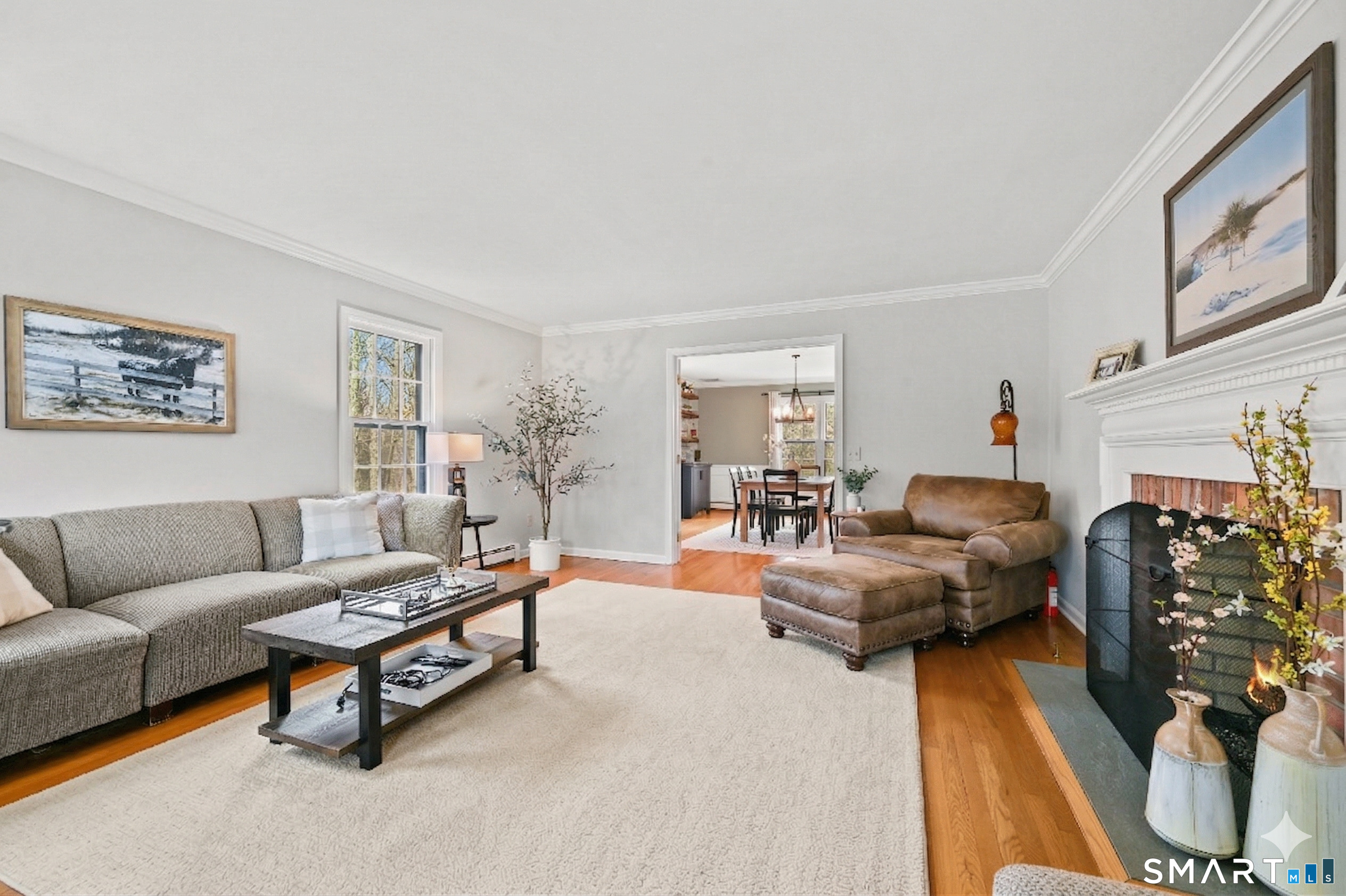 395 Thayer Pond Road Wilton, CT 06897 - Photo 11 of 28 Virtually Staged Rug