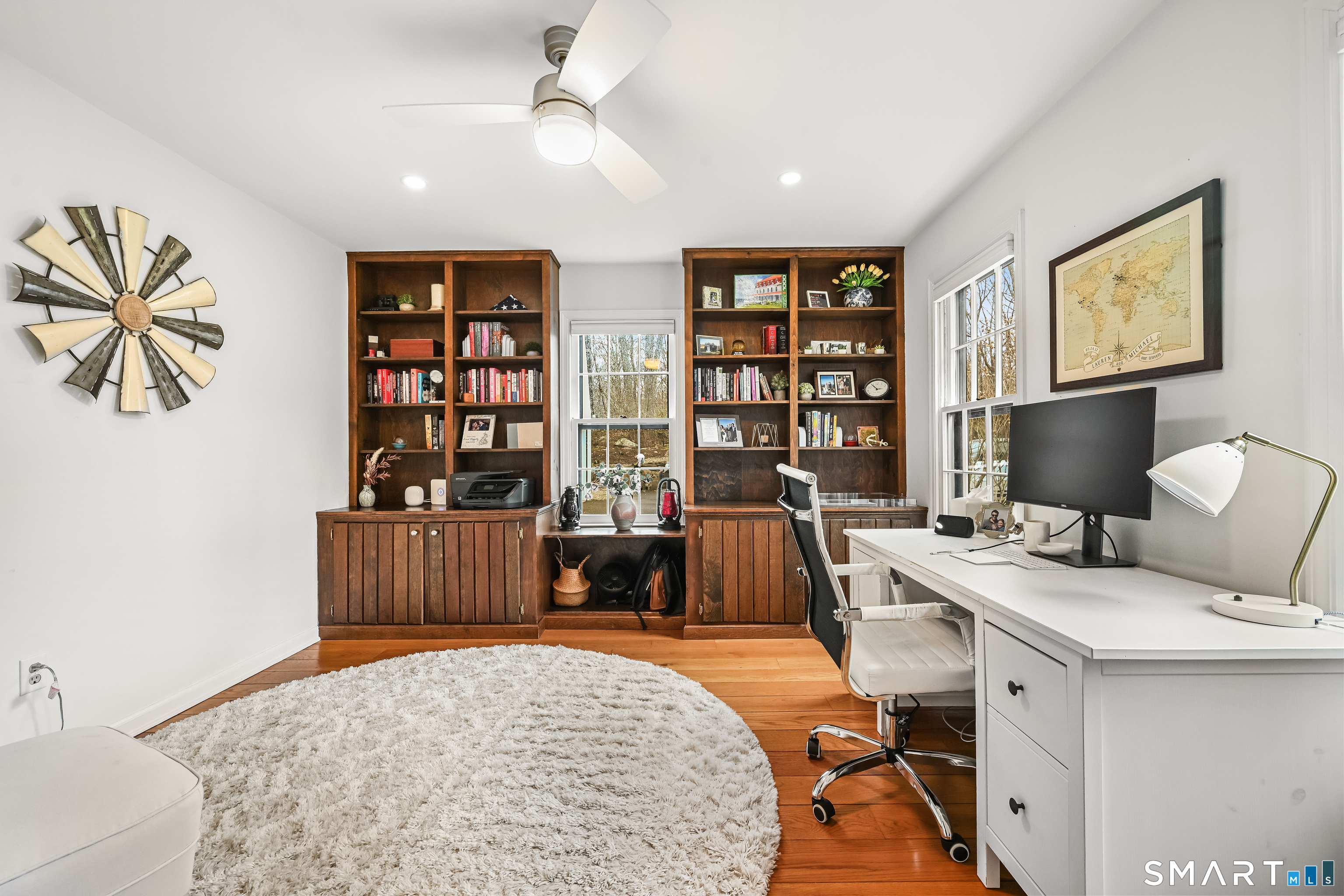 395 Thayer Pond Road Wilton, CT 06897 - Photo 4 of 28