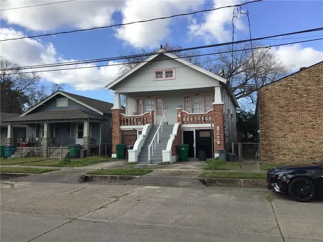 $285,000 | 733 Anson Street, Gretna, LA 70053