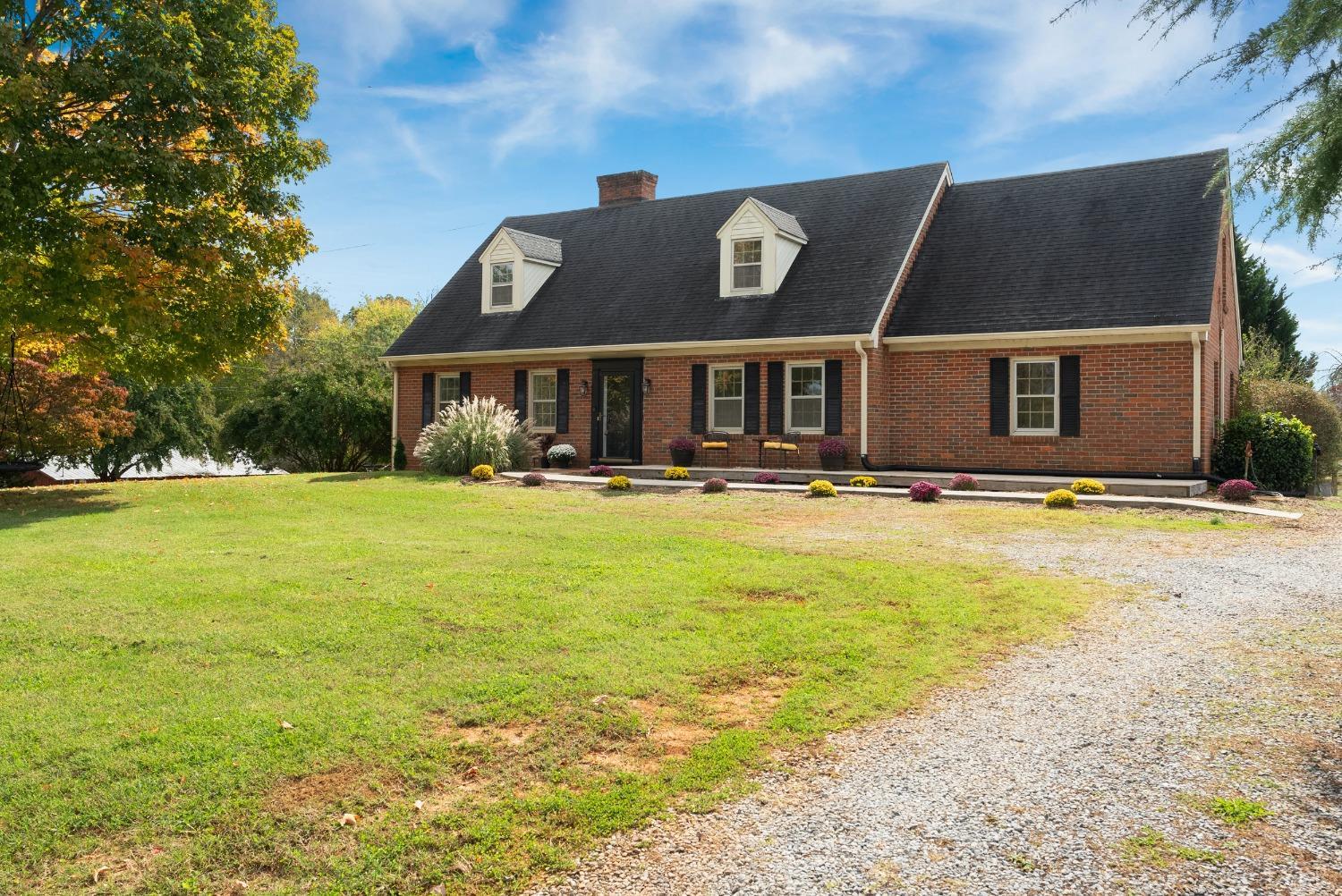 205 Phoebe Pond Road Concord, VA 24538 - Photo 1 of 95