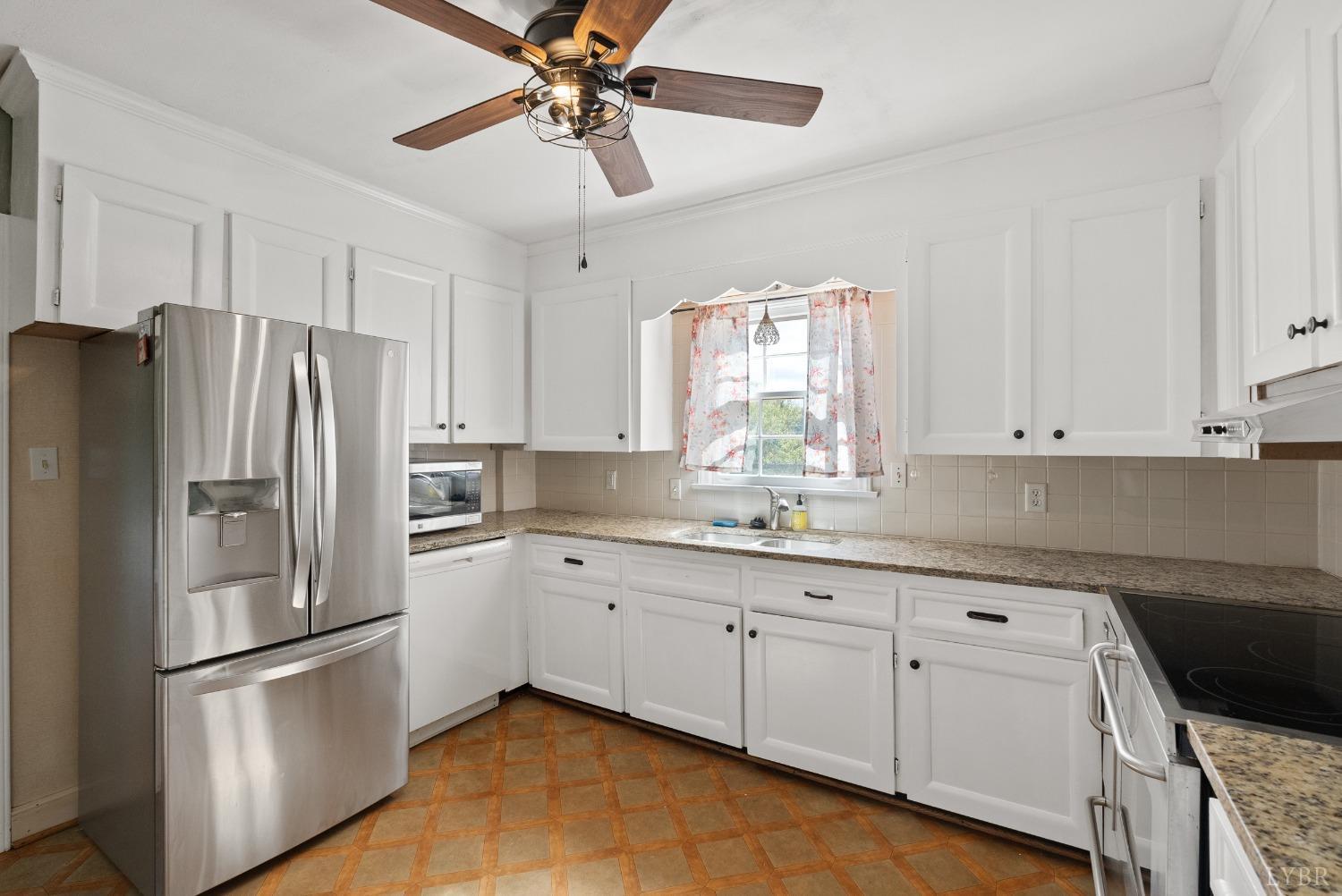 205 Phoebe Pond Road Concord, VA 24538 - Photo 24 of 95 Kitchen