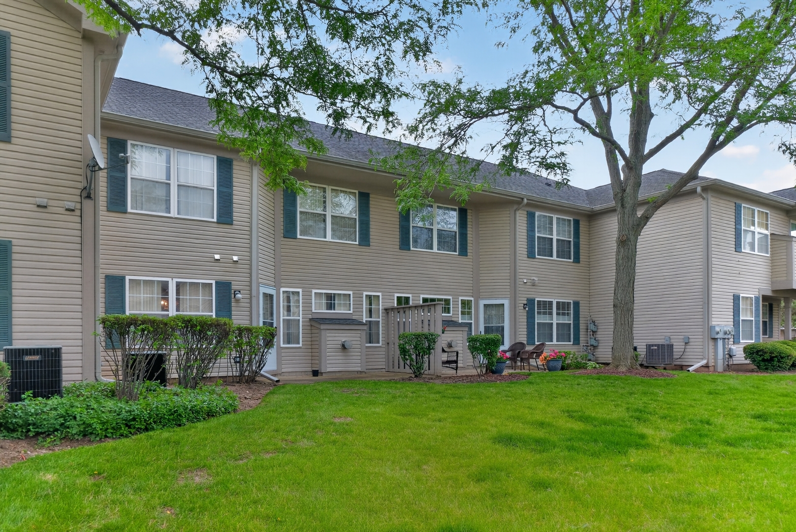 7016 South Stratton Lane Gurnee, IL 60031 - Photo 17 of 19