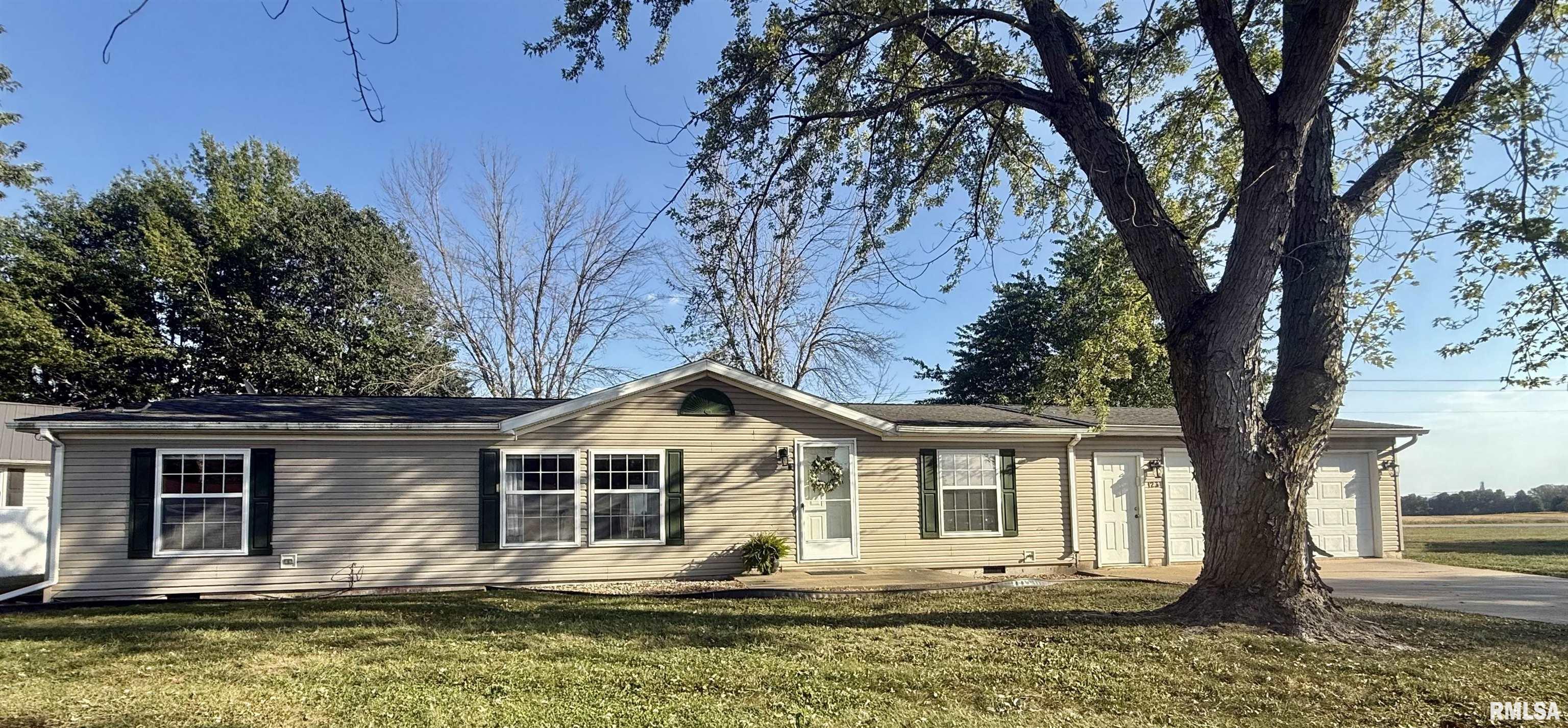 123 Junction Street Ursa, IL 62376 - Photo 1 of 16