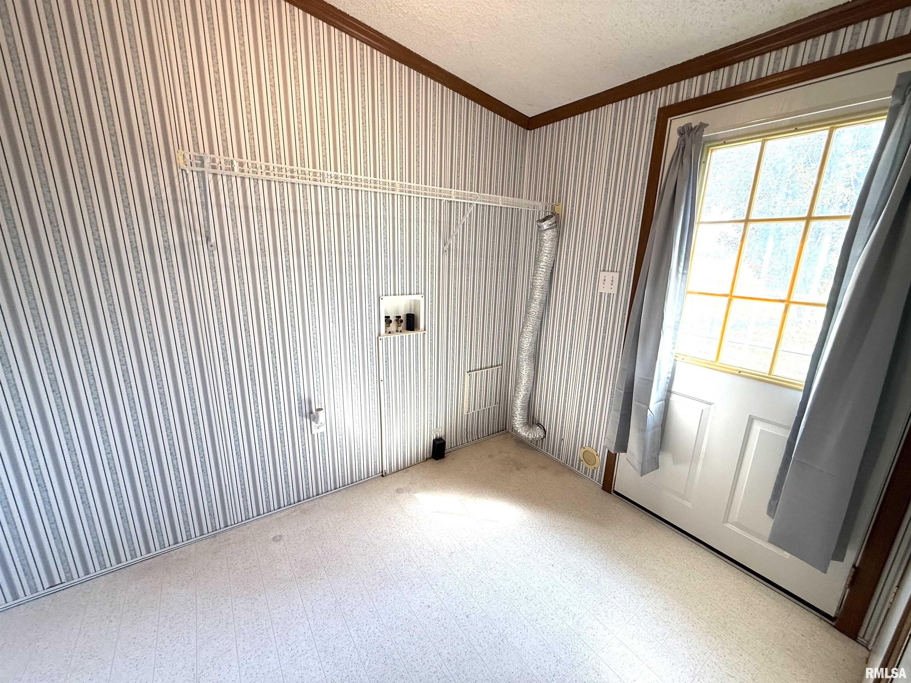 123 Junction Street Ursa, IL 62376 - Photo 5 of 16