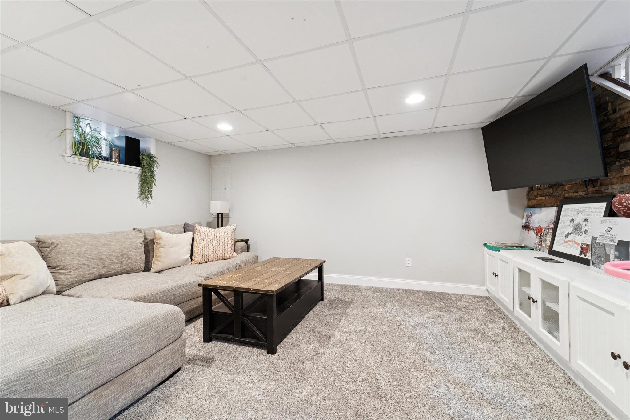 613 Springfield Avenue Folsom, PA 19033 - Photo 18 of 28