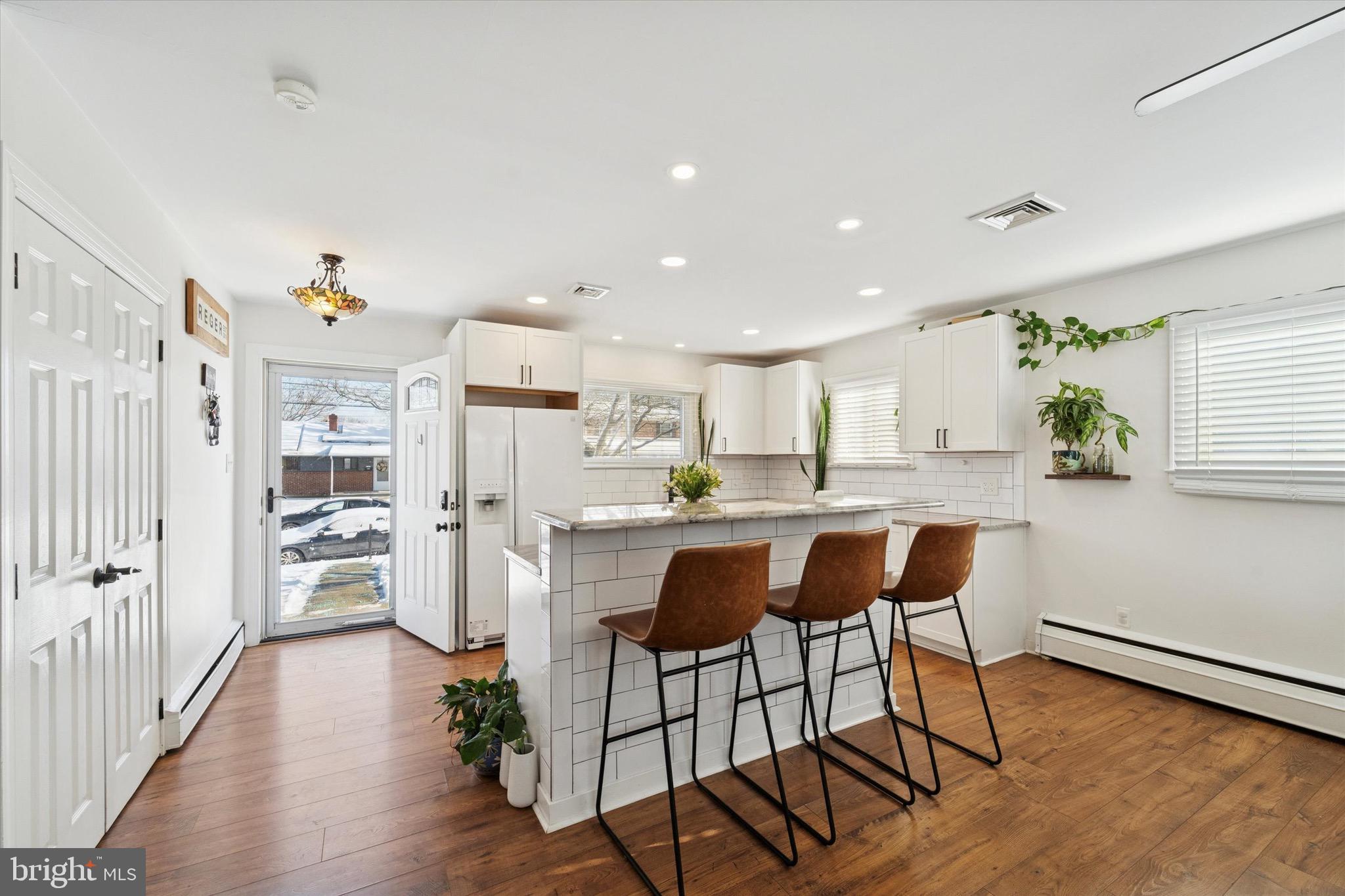 613 Springfield Avenue Folsom, PA 19033 - Photo 7 of 28