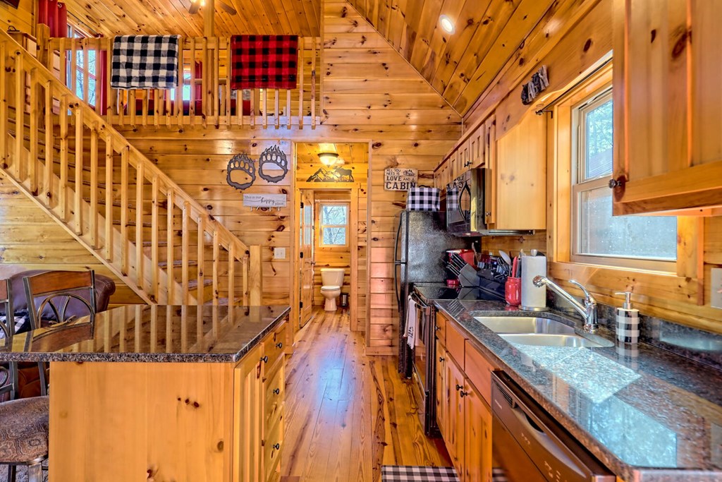 145 Lake Wood Road Murphy, NC 28906 - Photo 8 of 49