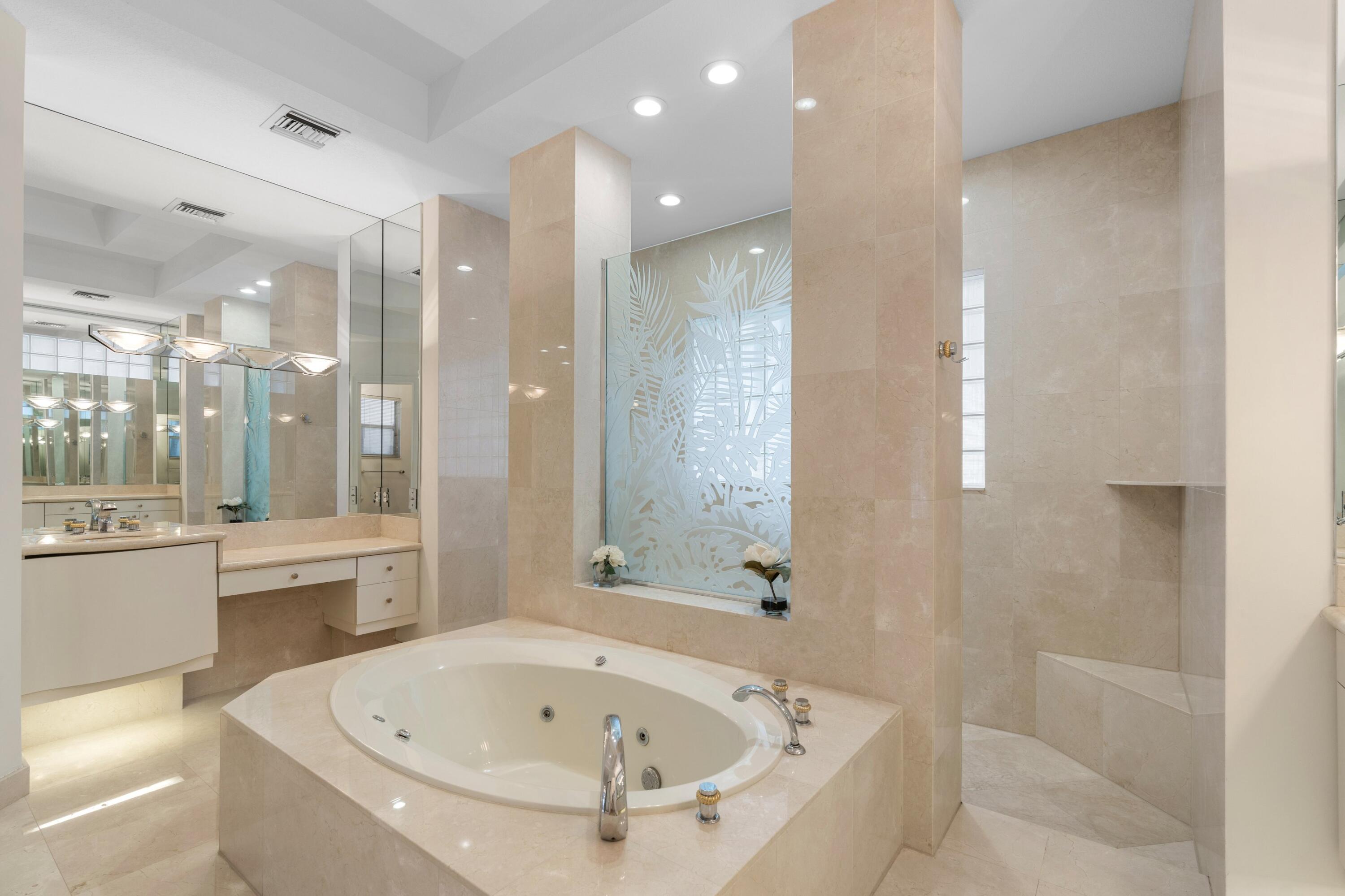 19230 Fox Landing Drive Boca Raton, FL 33434 - Photo 20 of 58 Primary Bathroom