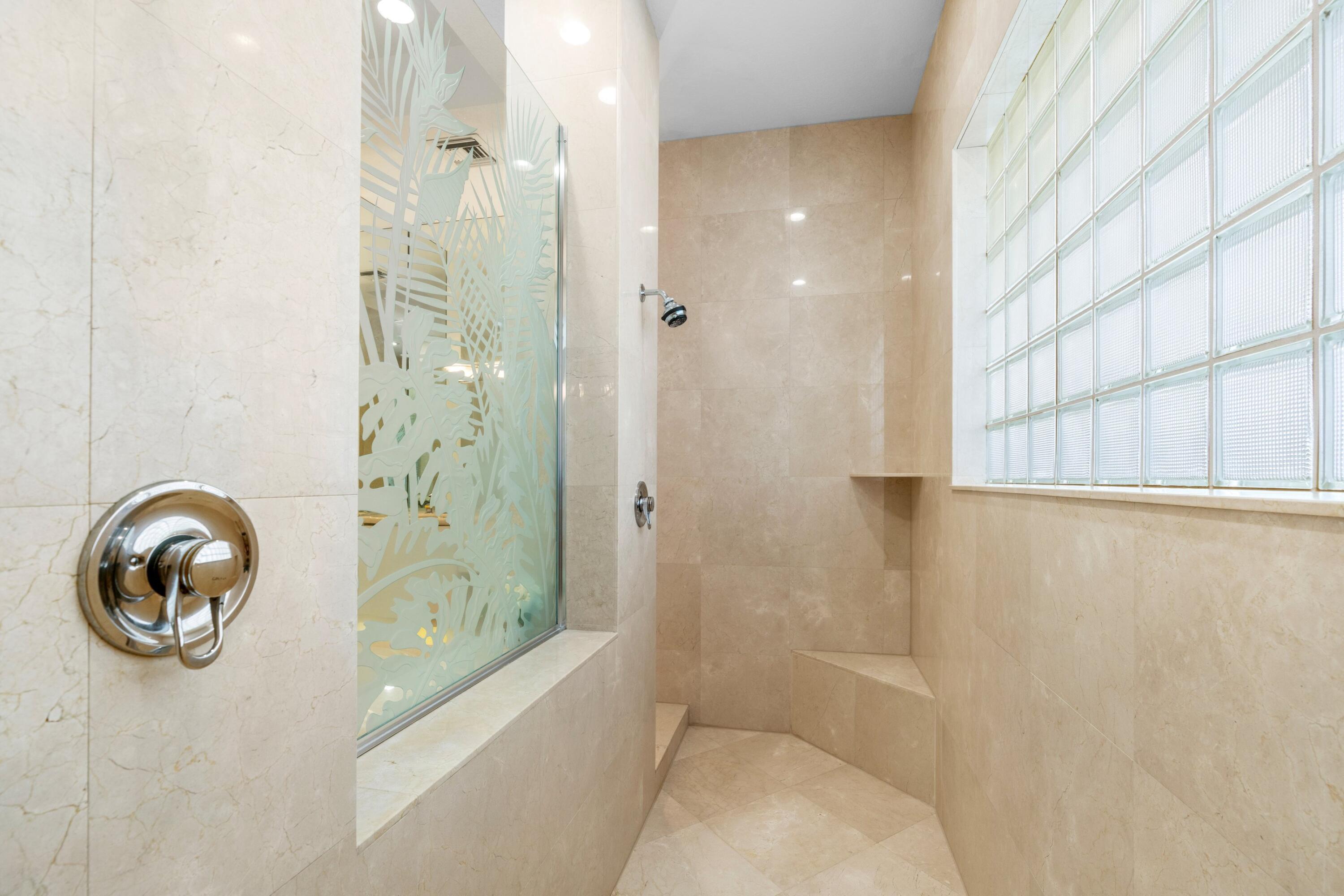 19230 Fox Landing Drive Boca Raton, FL 33434 - Photo 21 of 58 Primary Bathroom