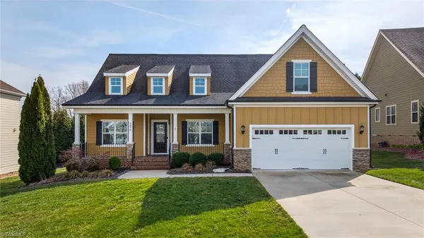$464,900 | 4670 Fairway Run Drive, Pfafftown, NC 27040