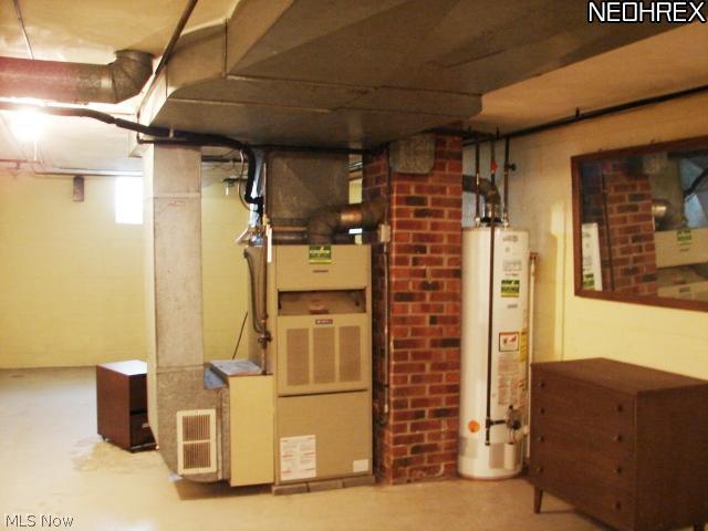 4652 Ammon Road Cleveland, OH 44143 - Photo 17 of 22