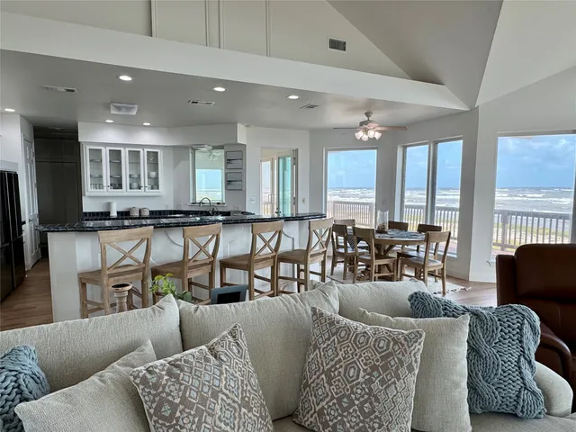 $695,000 | 878 County Road 230, Sargent, TX 77414