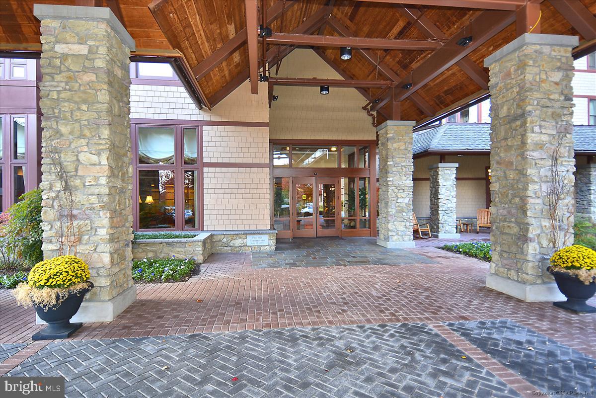 Welcome to Fox Hill  a Luxury Retirement Community