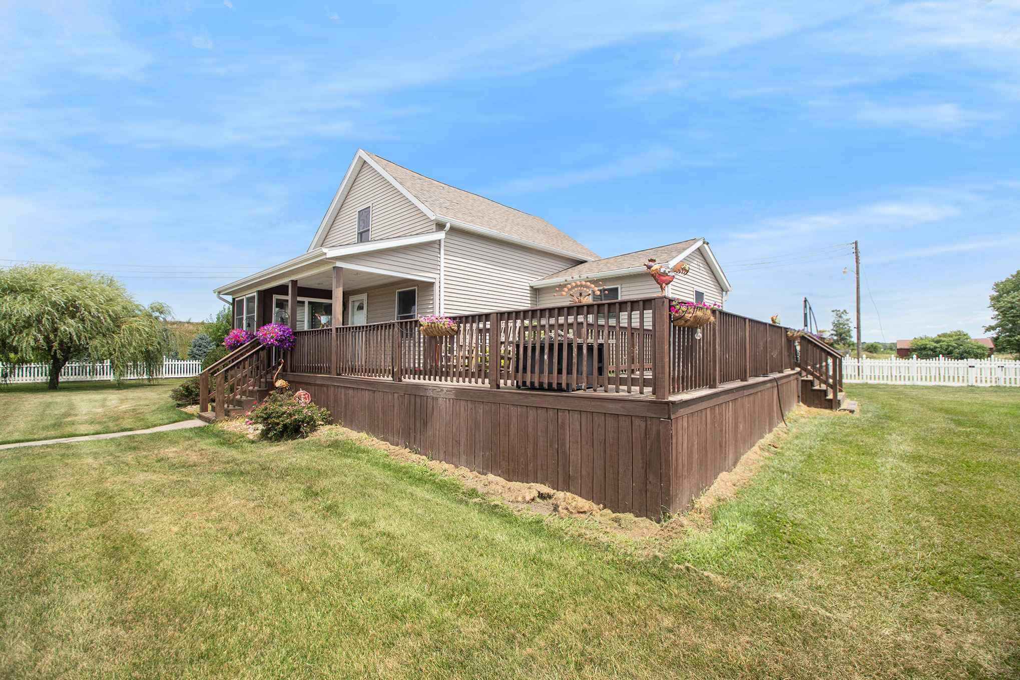 51250 Tamarack Road New Carlisle, IN 46552 - Photo 4 of 25 Gallery Image 4