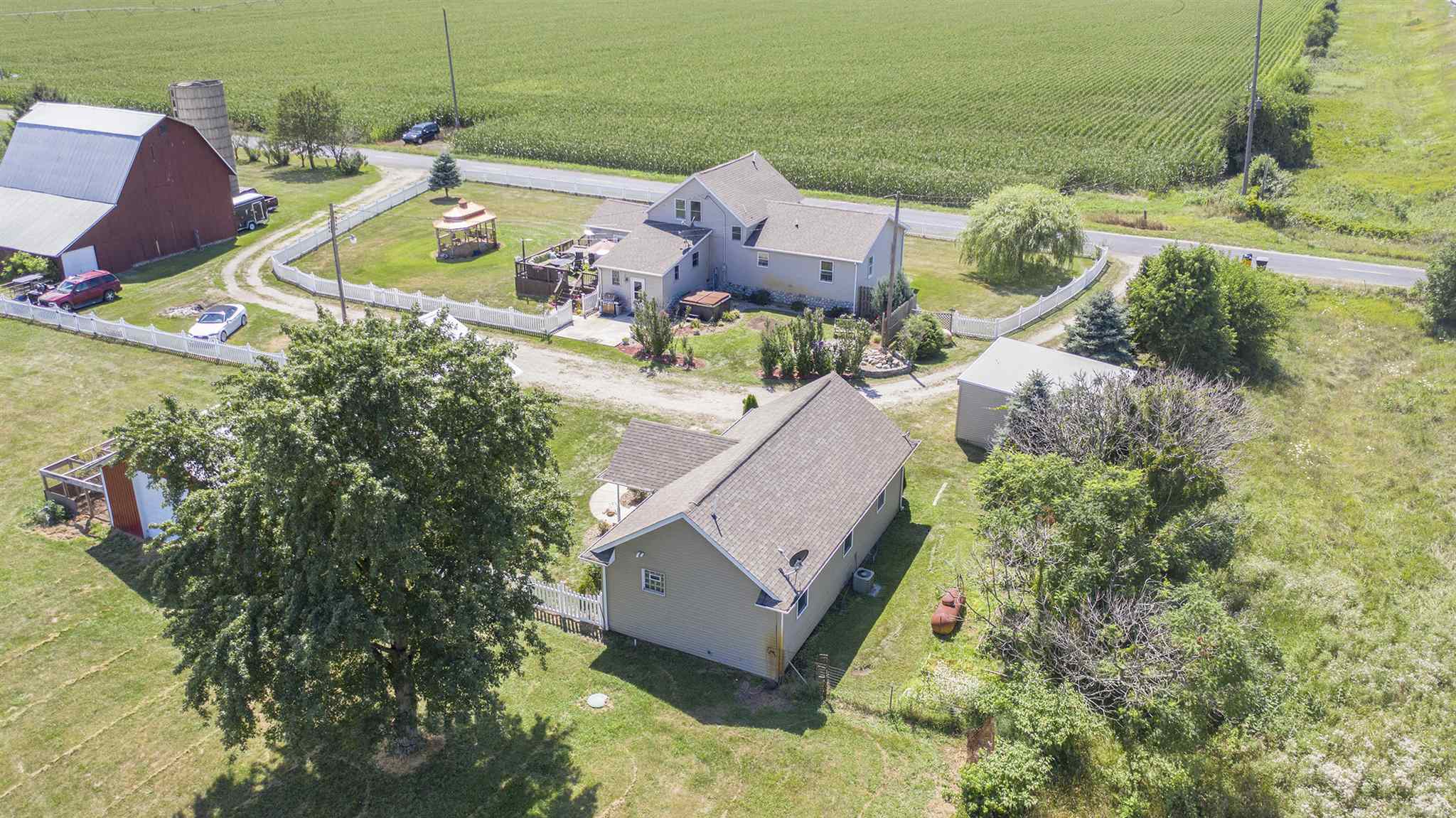 51250 Tamarack Road New Carlisle, IN 46552 - Photo 7 of 25 Gallery Image 7
