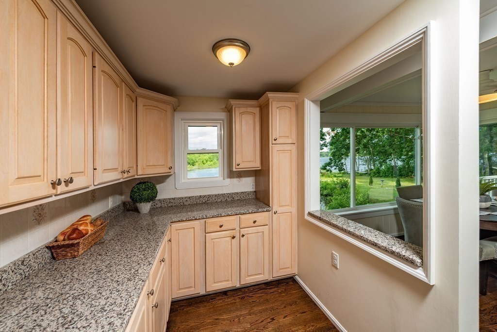 12 Birch Hill Road Raynham, MA 02767 - Photo 24 of 32 Gallery Image 24