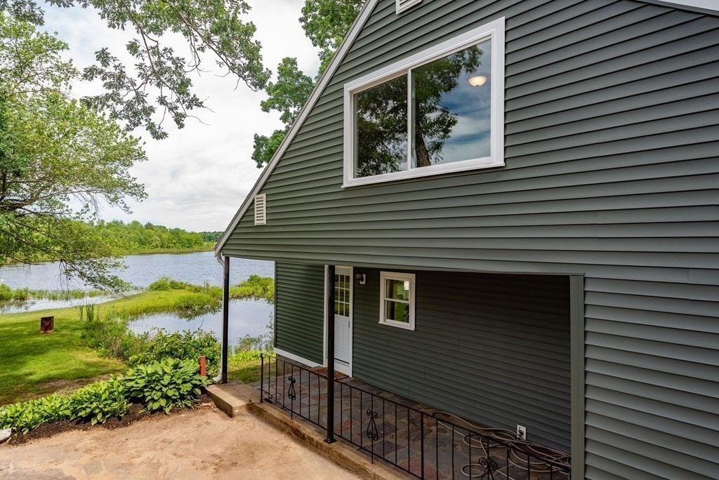 12 Birch Hill Road Raynham, MA 02767 - Photo 10 of 32 Gallery Image 10