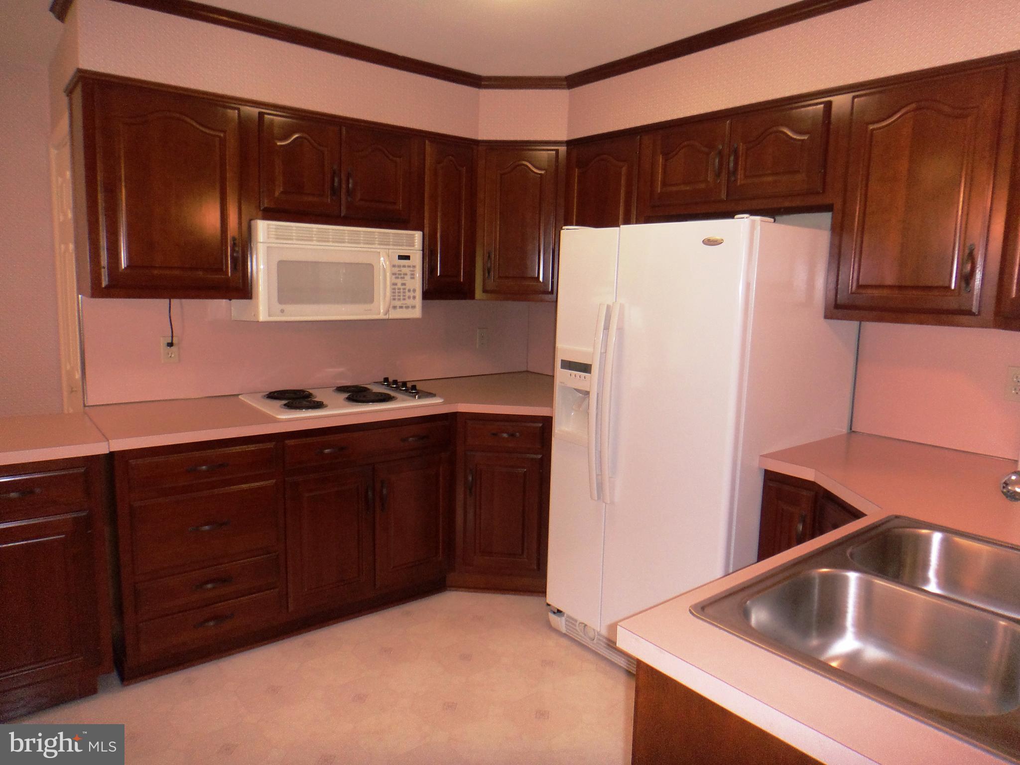 941 Shinham Road Greencastle, PA 17225 - Photo 6 of 25 Kitchen