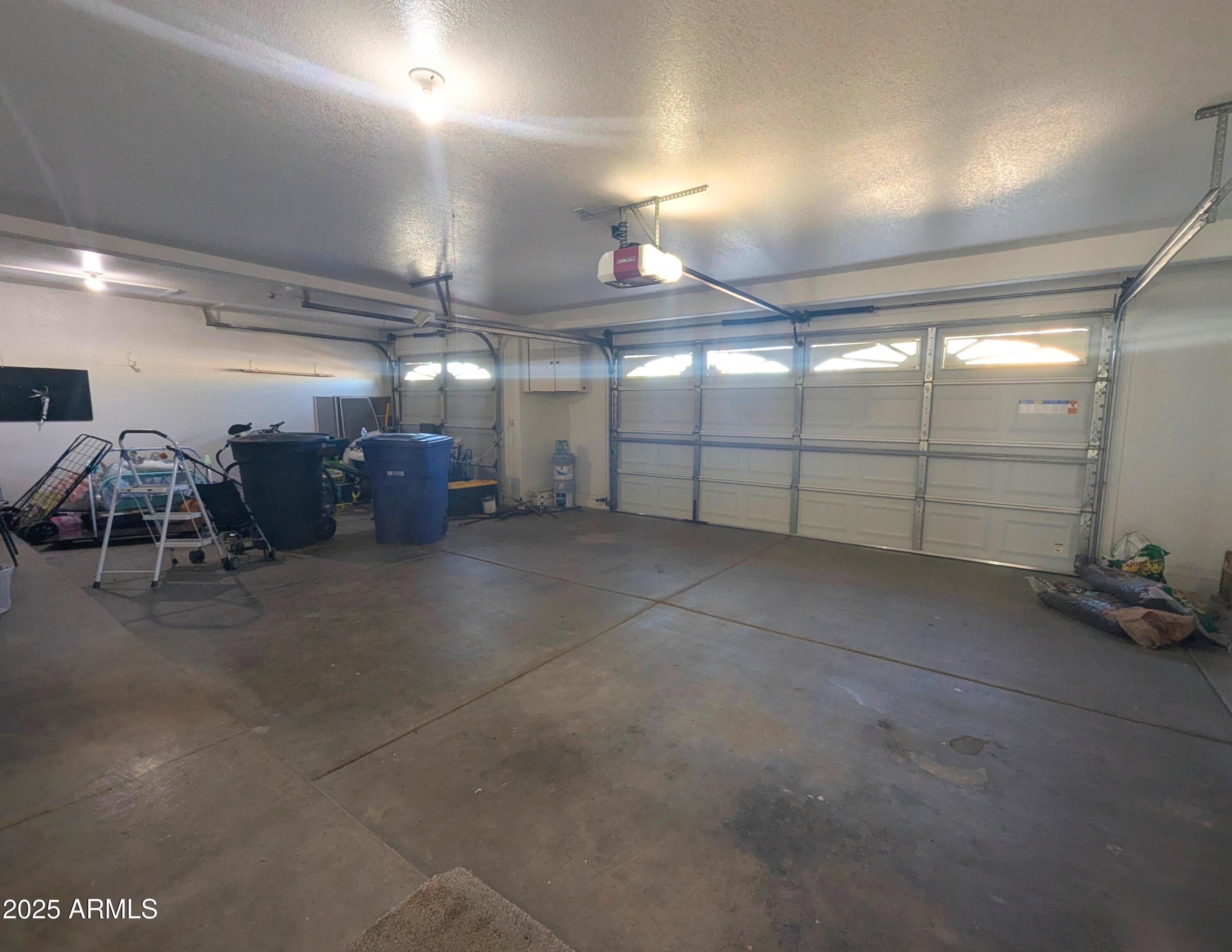 242 South Sycamore Place Chandler, AZ 85224 - Photo 38 of 40 a view of a room with gym equipment