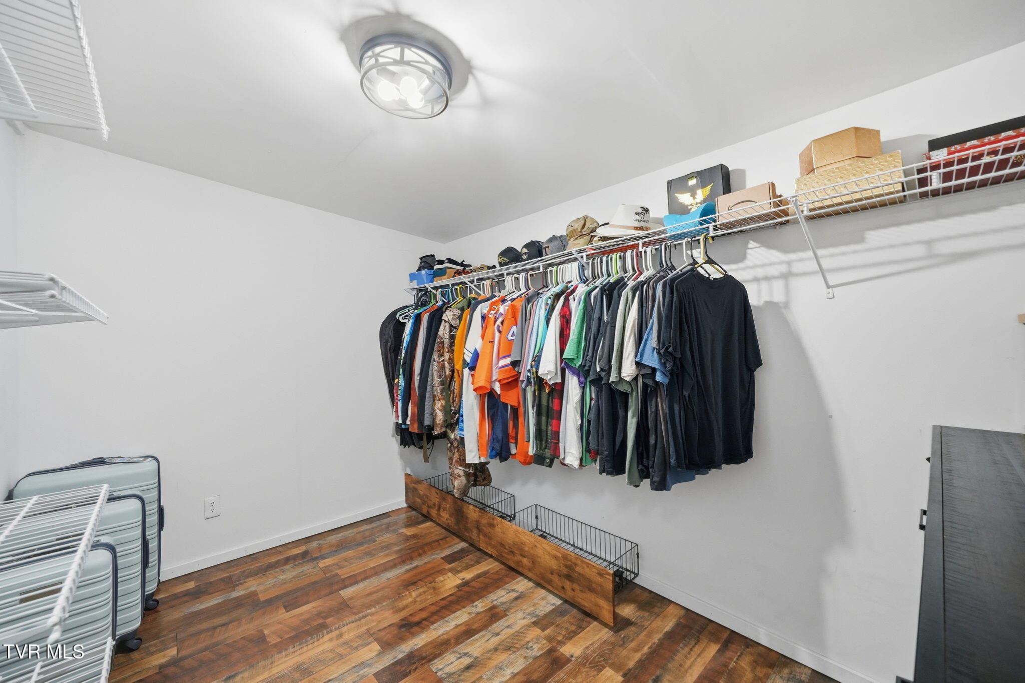 502 Duke Street Johnson City, TN 37601 - Photo 26 of 37 38-web-or-mls-032_DSC00181