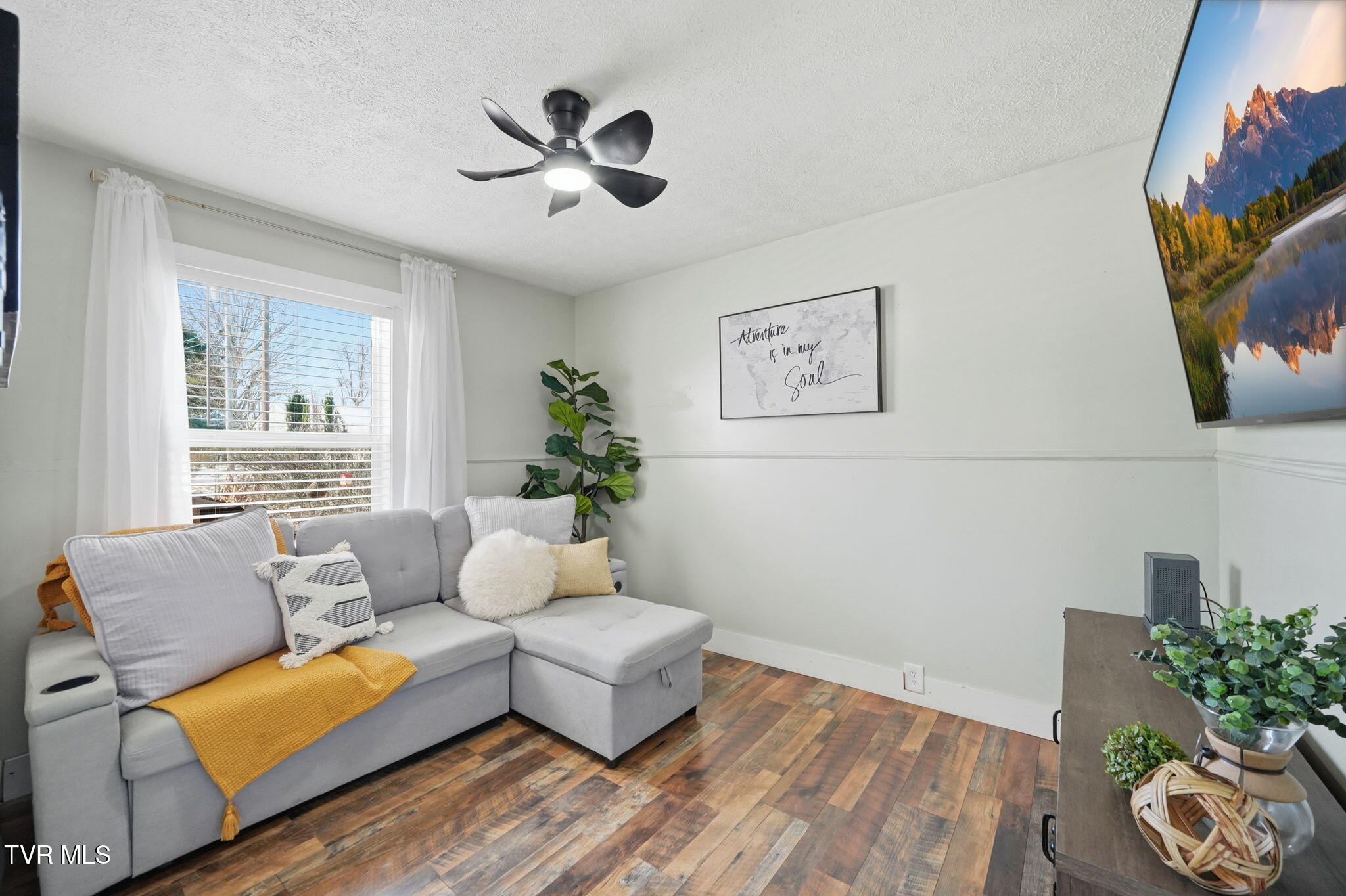 502 Duke Street Johnson City, TN 37601 - Photo 28 of 37 28-web-or-mls-010_DSC00311