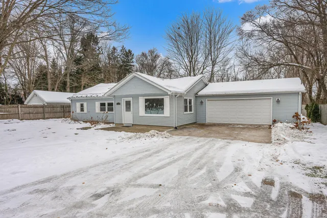 $230,000 | 10350 South Sprinkle Road, Vicksburg, MI 49097