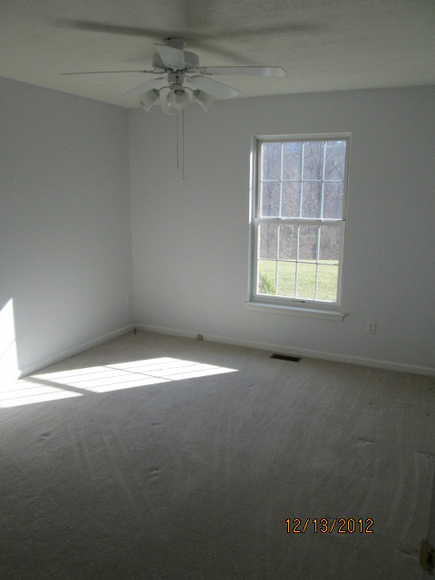 339 Ridgeway Circle Troutville, VA 24175 - Photo 20 of 33 030