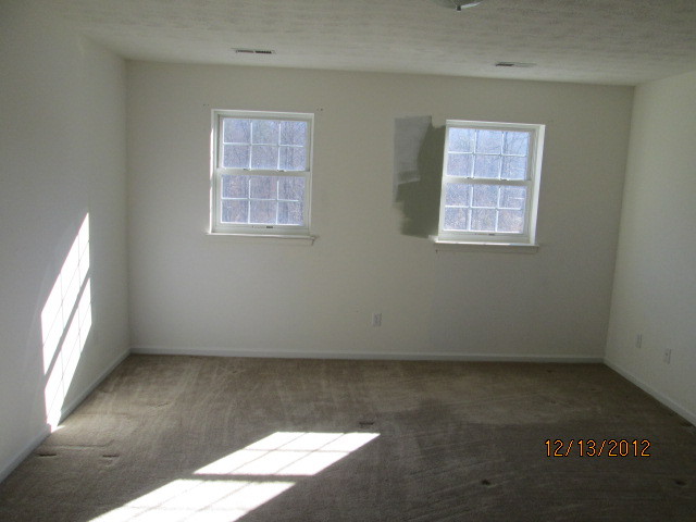 339 Ridgeway Circle Troutville, VA 24175 - Photo 23 of 33 035