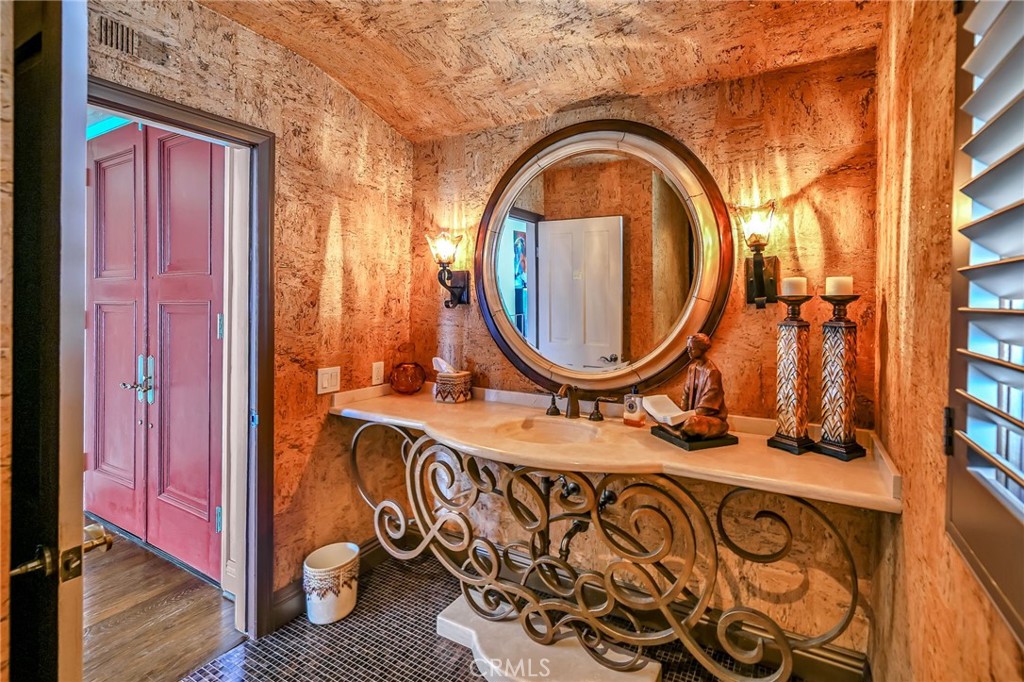 31532 Victoria Point Road Malibu, CA 90265 - Photo 24 of 44