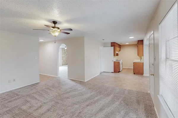 $1,650 | 1500 Berry Drive, Cleburne, TX 76033