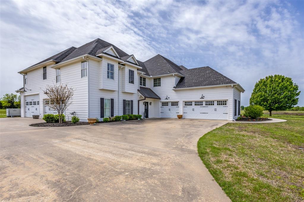 6100 Old Clarksville Road Reno, TX 75462 - Photo 4 of 40