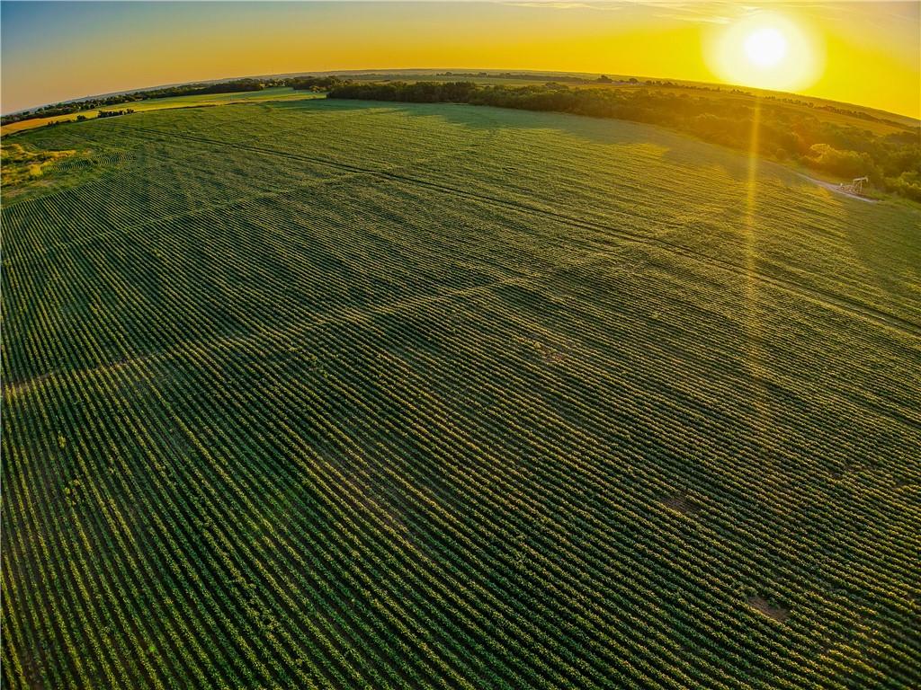 212th Road Winfield, KS 67156 - Photo 18 of 29
