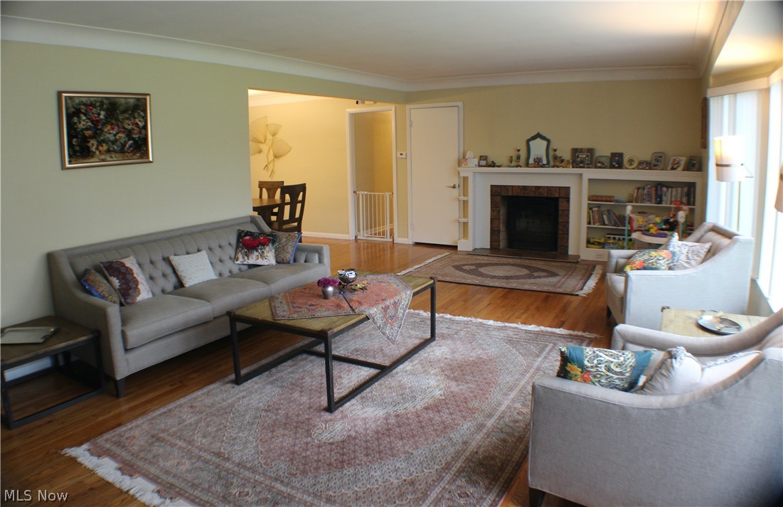 34620 Bainbridge Road Solon, OH 44139 - Photo 2 of 33