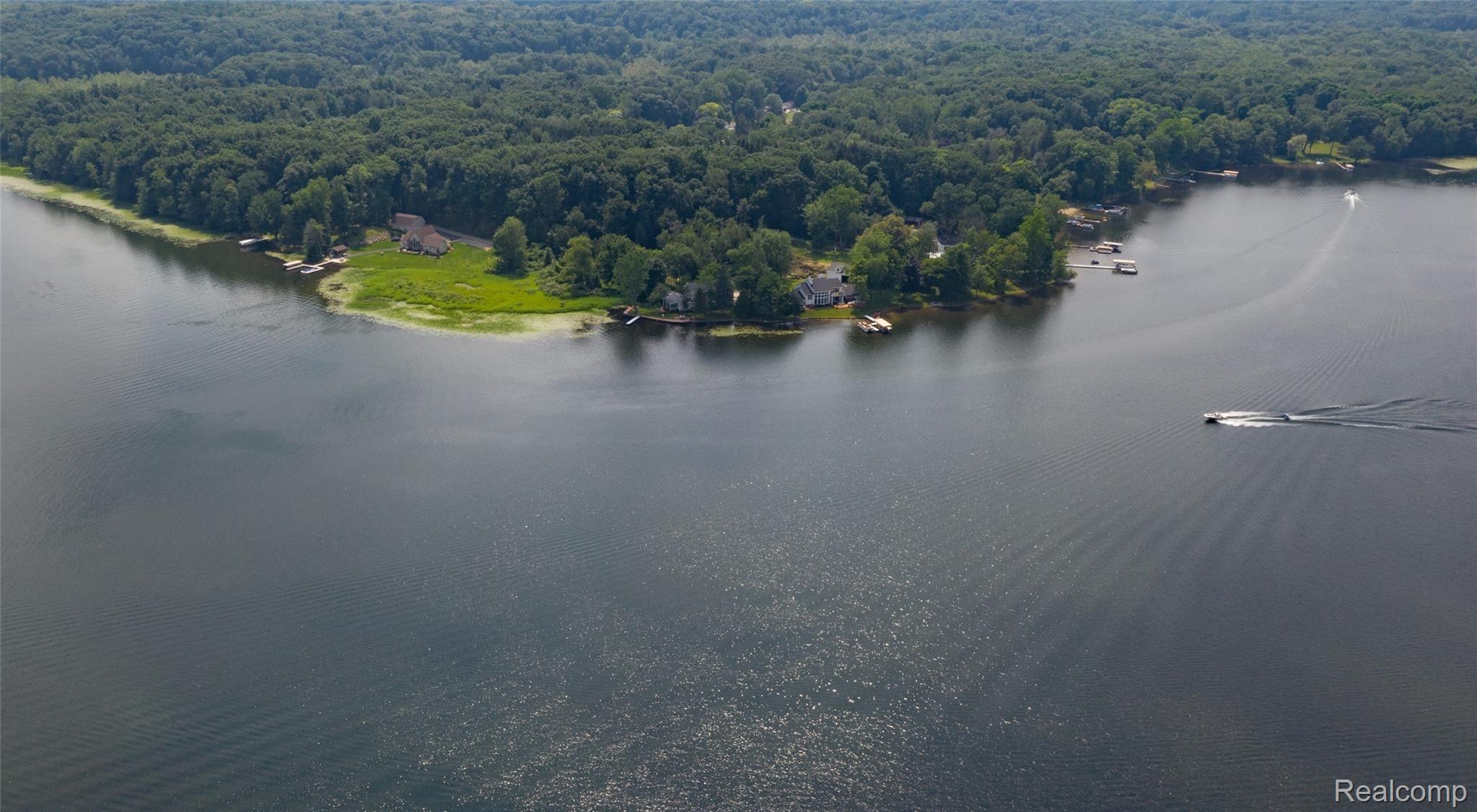 7784 Tipsico Lake Road Holly, MI 48442 - Photo 3 of 55 drone-14 (2).JPG