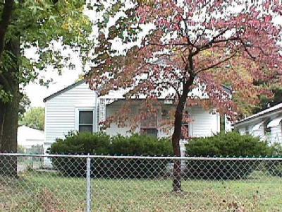 1633 West Atlantic Street Springfield, MO 65803 - Photo 1 of 1 Primary Photo