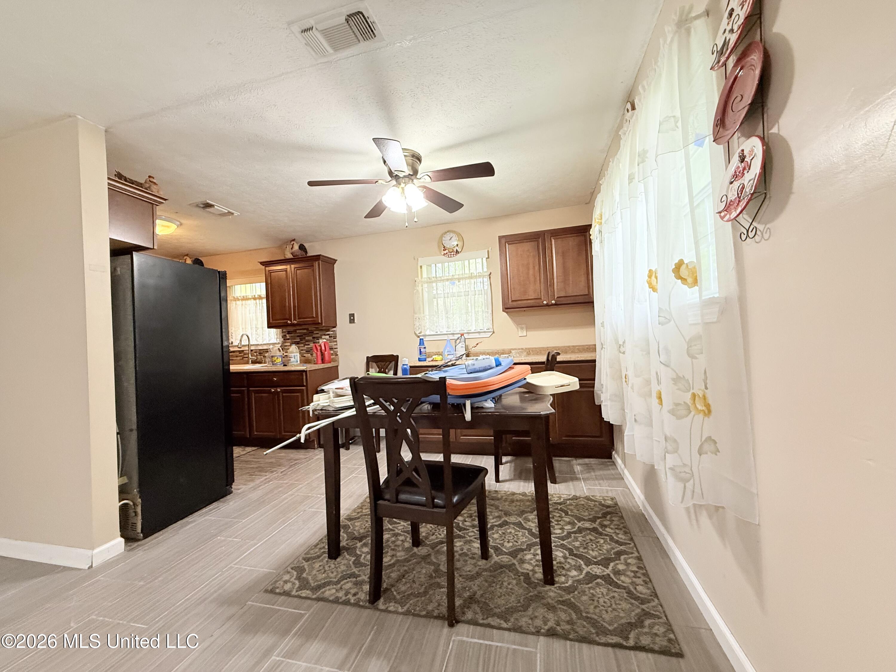 21264 State Line Road Kentwood, LA 70444 - Photo 5 of 33 IMG_5326