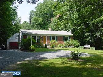73 Streeker Road Wrightstown, NJ 08562 - Photo 1 of 7 Exterior