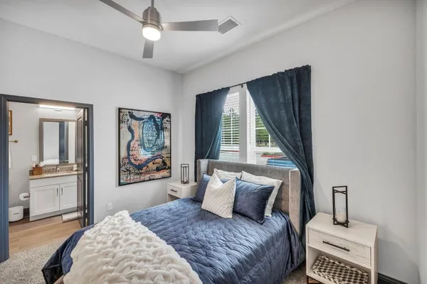 $1,699 | 4250 Woodridge Parkway, Unit 1092, Porter, TX 77365