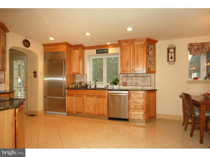 1117 Hillcrest Road Narberth, PA 19072 - Photo 5 of 25 Kitchen